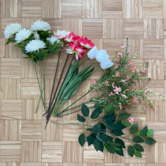 Pink & White Plastic Artificial Flowers Bouquet - Picture 2 of 2